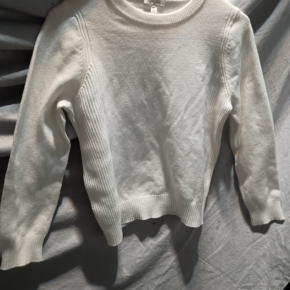 Crown & Ivy White Crew Neck Sweater